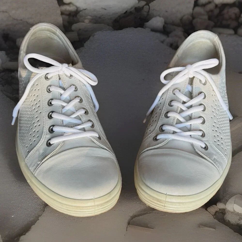 (9) ECCO Soft 7 Trend Tie Perforated Light Gray Leather Low Top Casual Sneakers